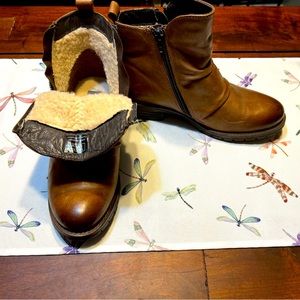 Brand new shirt boots